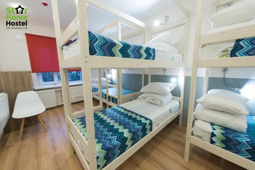 Star Home - image 4