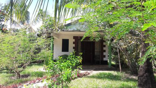 African Dream Cottages Diani Beach Msambweni Price Address