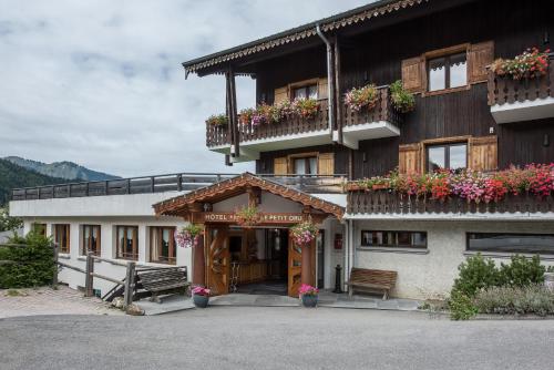 Hotel le Petit Dru - image 4
