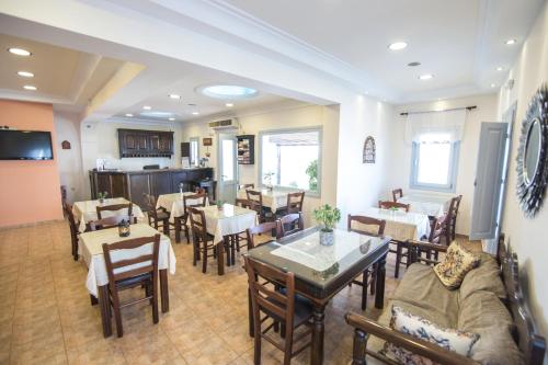 Anemoessa Villa - image 3