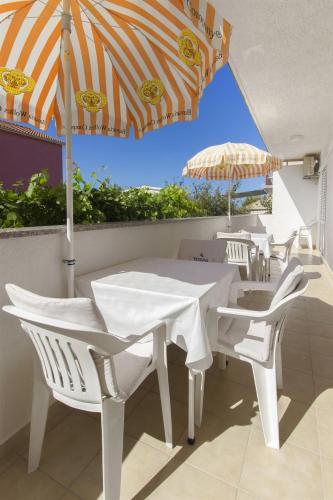 Apartments Slavica - image 14
