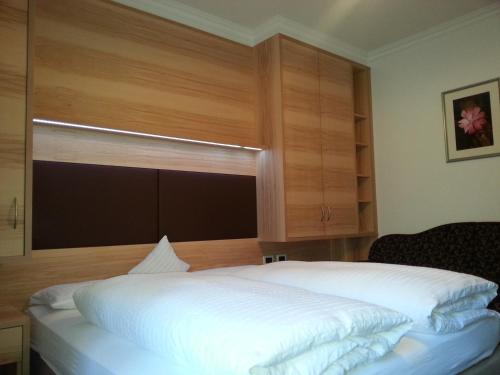 Deluxe Double Room with Bath