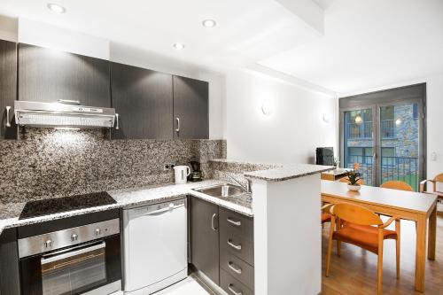 kuhinja, Font del Ferro Apartments in El Tarter