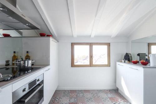 LE GILLY 6 - F3 EXCEPTIONNEL VUE MER MODERNE CLIMATISATION Vieux-Nice - image 5