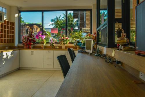 スリン Jarat Mansion 3つ星 ホテル ロビー