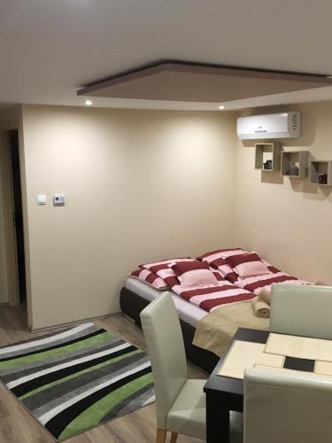 BB Apartman - image 4