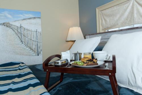 Naomi's Inn Bed & Breakfast - image 7
