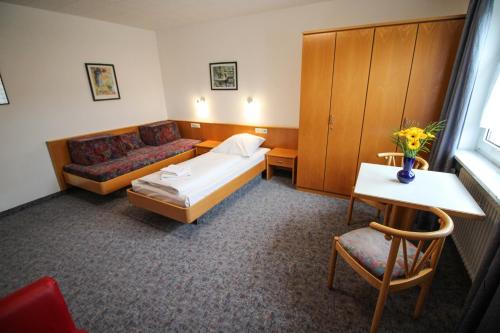 Hotel Relax - image 4