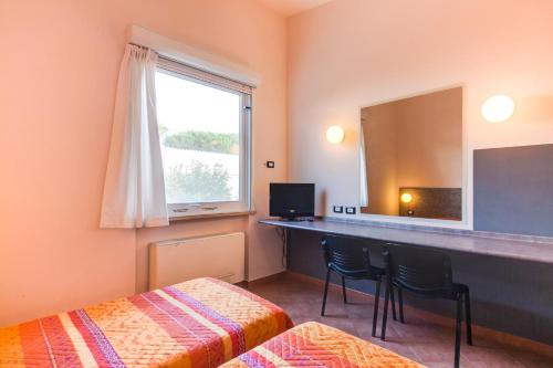 AutoHotel - image 2