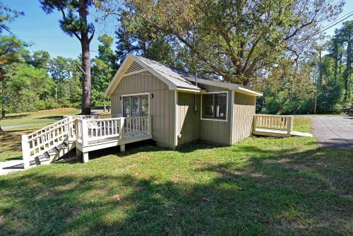 Three-Bedroom with Three Double Beds