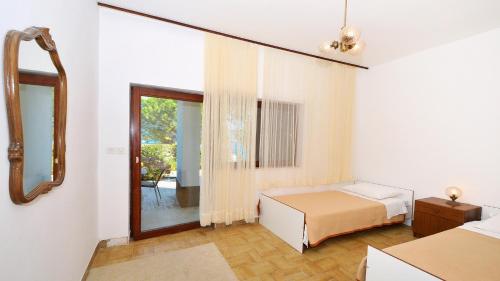 Seaside holiday house Slatine Ciovo - 748 - image 5