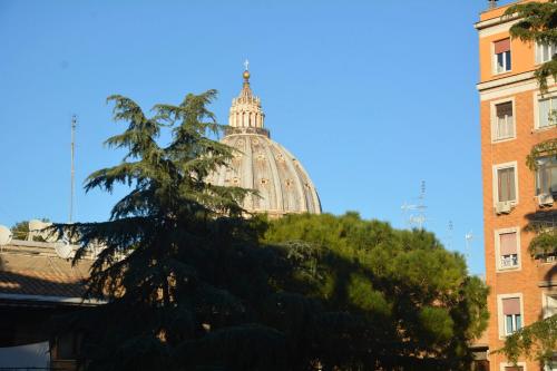 Vatican Corner Family Apartment, Rome (photo 8)