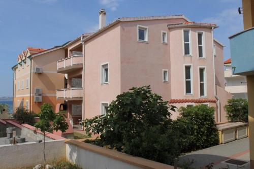 Apartments by the sea Povljana Pag - 7505 - main image
