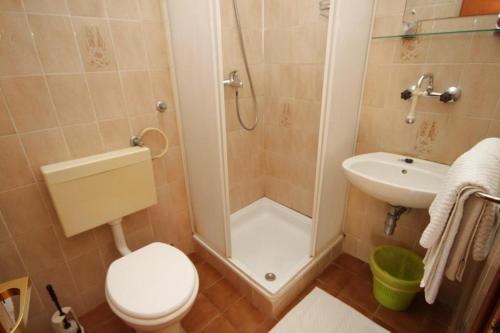 Triple Room Pasman 8223e, Pašman (Pasmano) (foto 7)