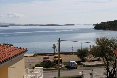 Triple Room Pasman 8223e, Pašman (Pasmano) (foto 10)