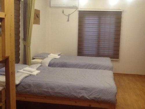 Geoje Ton Ton Guesthouse in Sangmun-dong