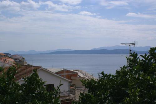 Apartments by the sea Podgora, Makarska - 2593