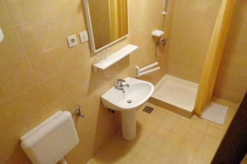  Triple Room Lokva Rogoznica 2973c in Lokva Rogoznica