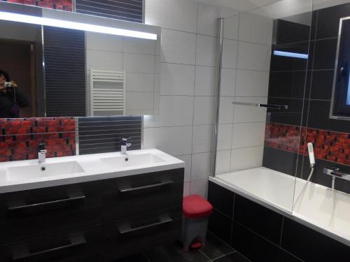 Баня, Villa les Granges Vaison in Saint-Marcellin-les-Vaison