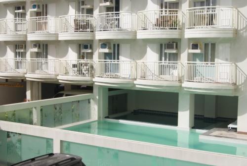 Felizima casa at Tagaytay Prime Residences - 수영장