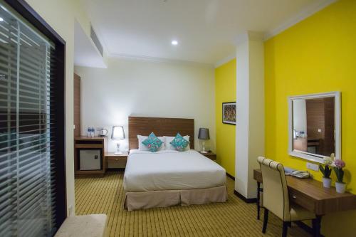 Classic Room image 2