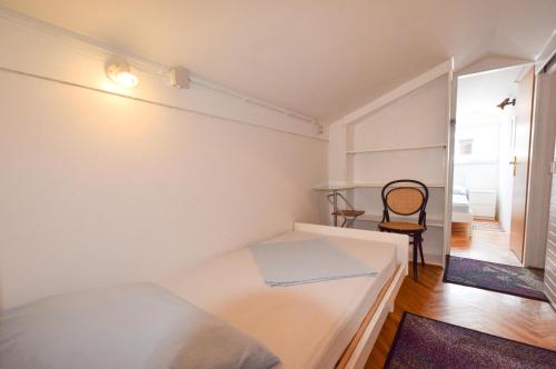 Apartments Zoric - image 6