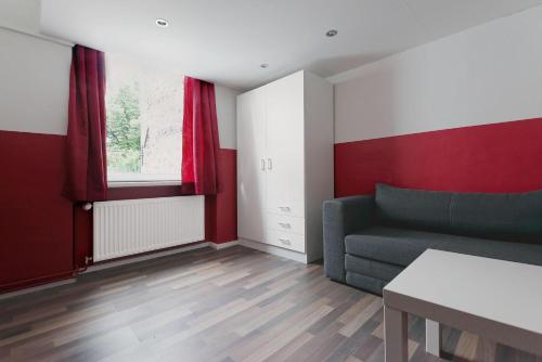 Ballhaus Berlin Hostel - image 6