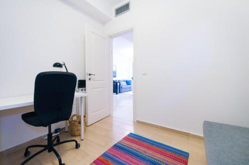 Colony Suites - Hildesheimer St. - image 3