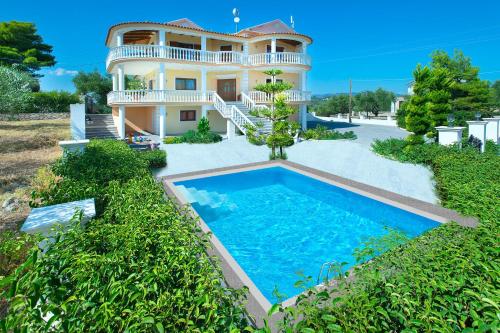 Exterior view, Zante View Studios & Villas in Zakynthos Island