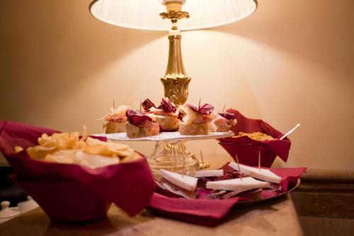 Hotel Cavour – Bologna, KY