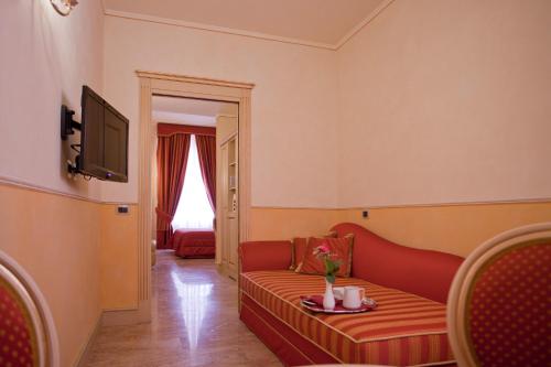 Hotel Cavour - image 7