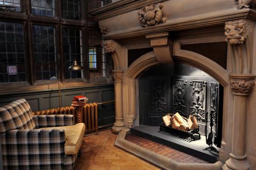 The Crown Manor House Hotel - image 3