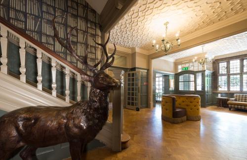 The Crown Manor House Hotel - image 5