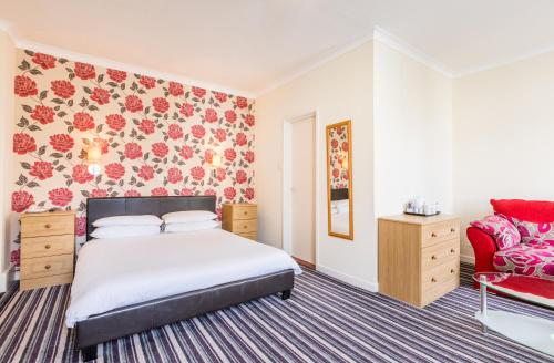 Pandora Hotel - image 2