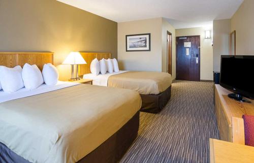 2 double beds