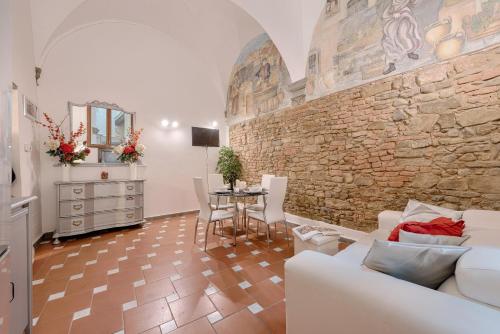 Santo Spirito Frescos by Mmega, Florenz