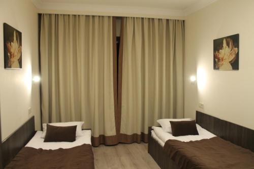 Non-stop hotel - image 4