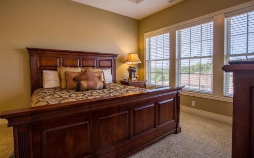 Tuscany Hills Villa - image 12