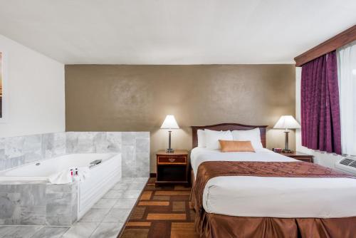 Days Inn & Suites by Wyndham Lodi - image 7