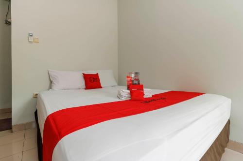 RedDoorz Plus @ Karet Pedurenan 3 Room Type - RedDoorz Double Room