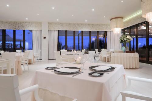 Iberostar Grand Salomé - Adults Only - image 10