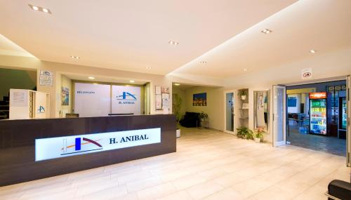 Anibal - 출입구