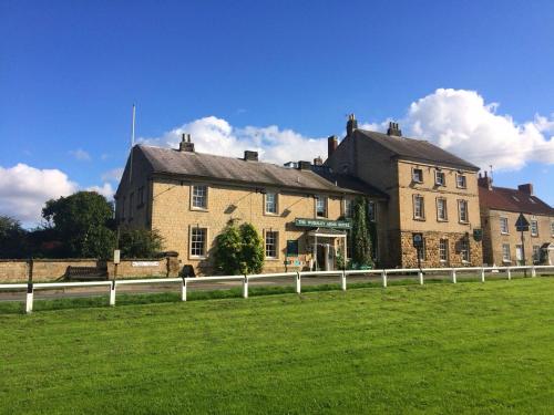 Worsley Arms Hotel - image 11