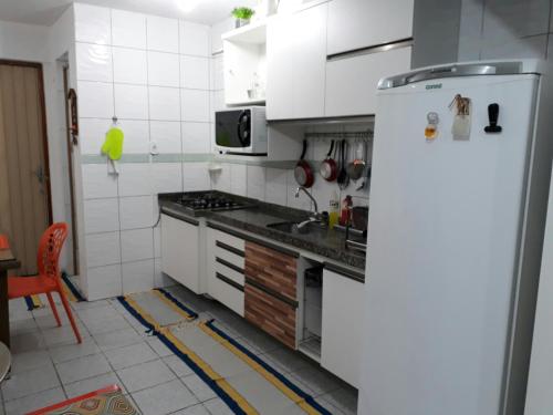 Casa 2 Quartos Mobiliada Cambeba - Com Garagem – khách sạn tại Khu Đông Nam