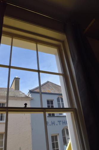 View, Ty Glyndwr Bunkhouse, Bar and cafe in Caernarfon