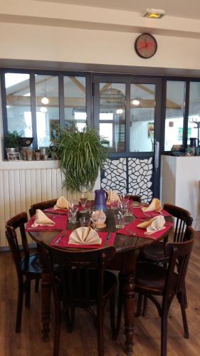 Ferme Auberge Linossier - image 12