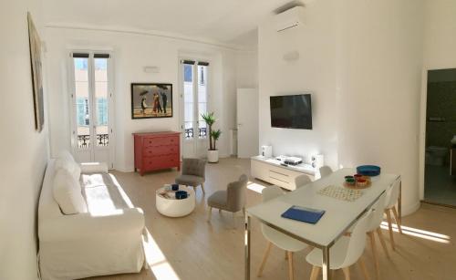 Apartment on Place Massena, Nice (fotografie 8)