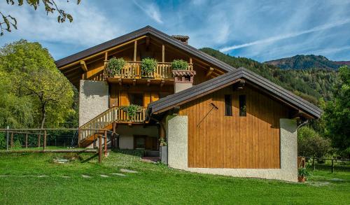2 bedrooms, 4 beds