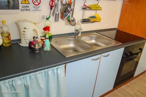 Homesuitehome - image 11