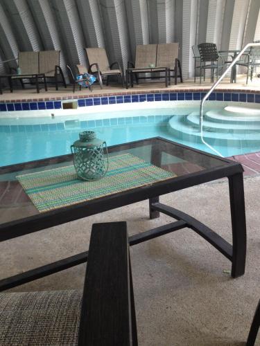 泳池, 舊場大樓酒店 (Old Field House) in 巴特利特